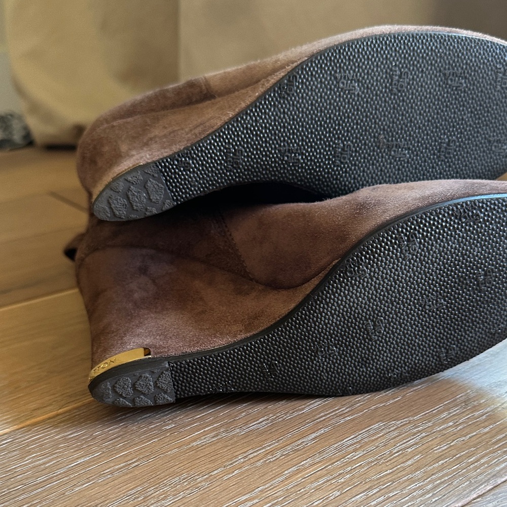 Louis Vuitton Brown Suede Wedge Boots - Picture 3 of 3